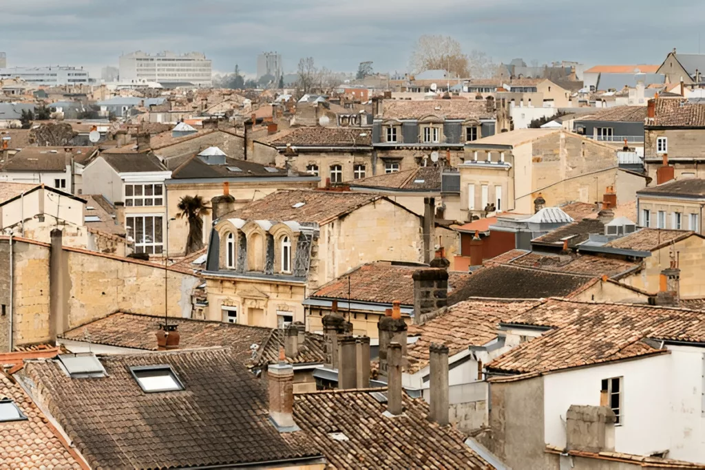 toiture-bordeaux